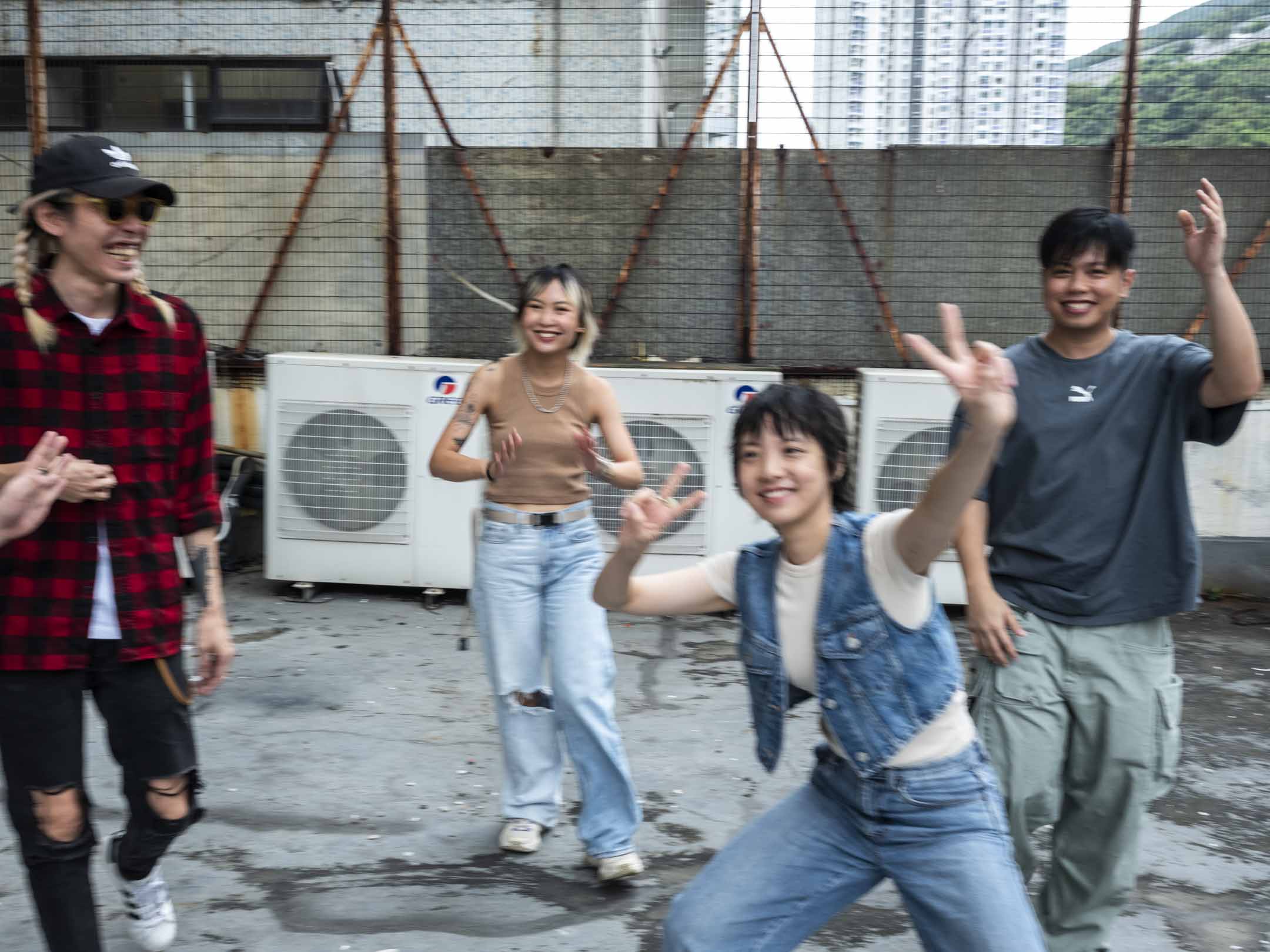 四位填詞人：Jan Curious、Luna is A Bep、鍾說與蘇豪。攝：林振東/端傳媒