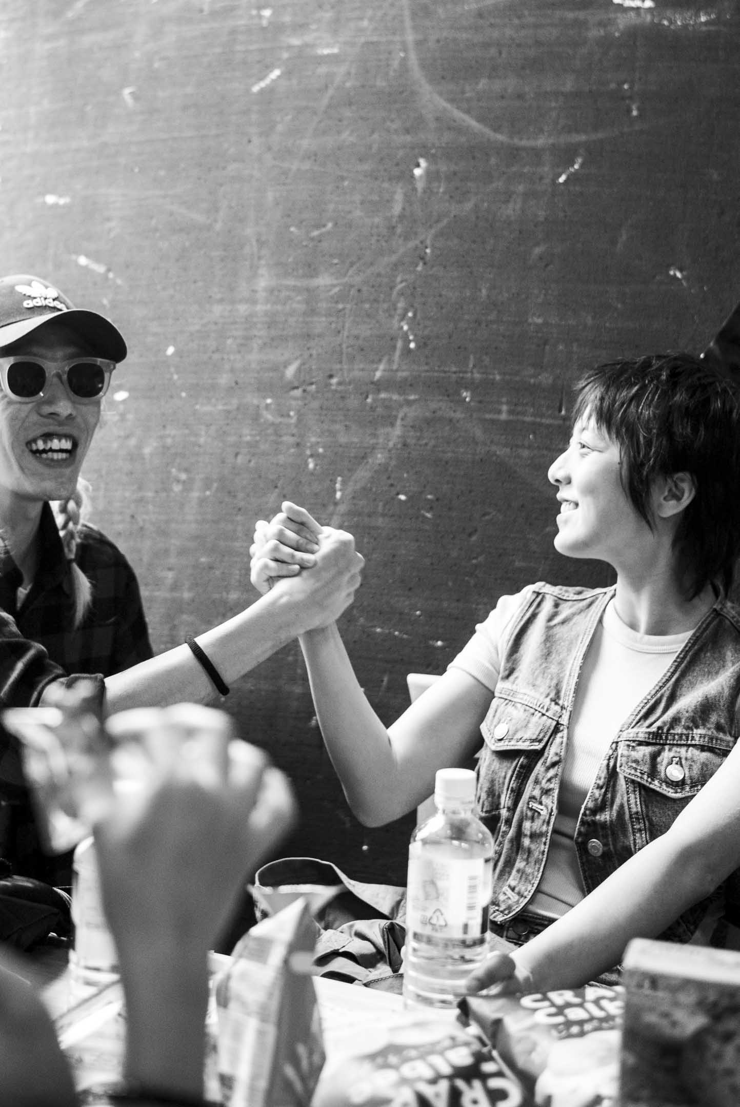 Jan Curious與鍾說。攝：林振東/端傳媒